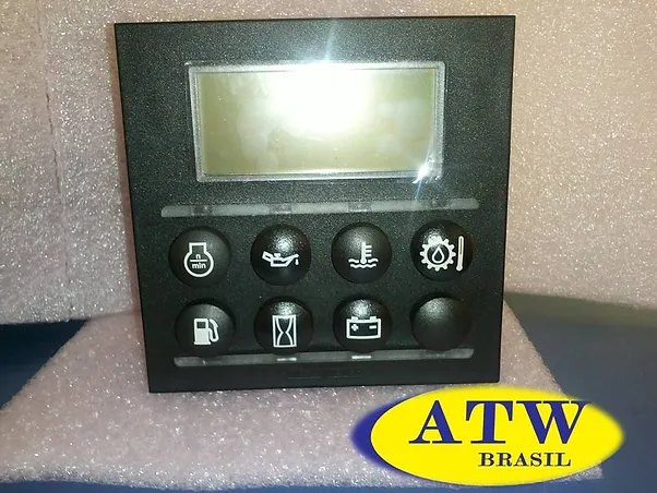 Foto da tela de um computador de bordo de uma plataforma elevatória da ATW Brasil.